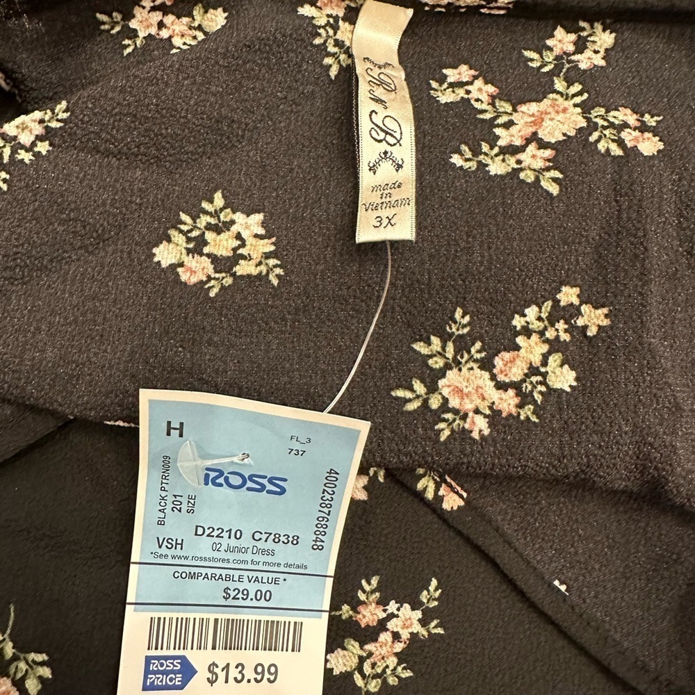 2 items plus size dresses 3X - Picture 3 of 12